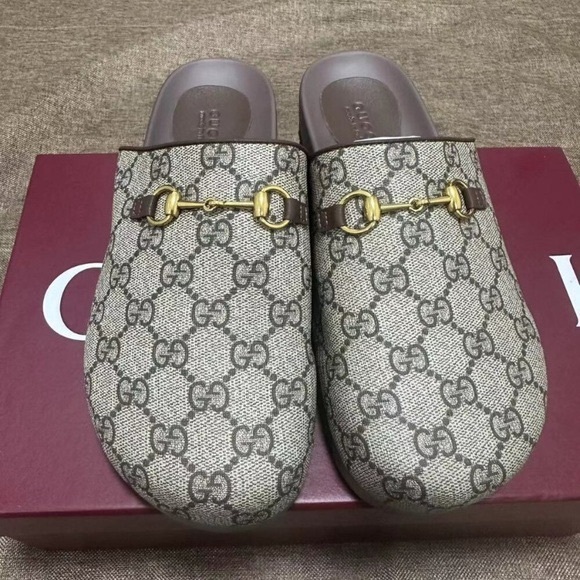 Gucci Beige Monogram Clogs - Picture 1 of 6